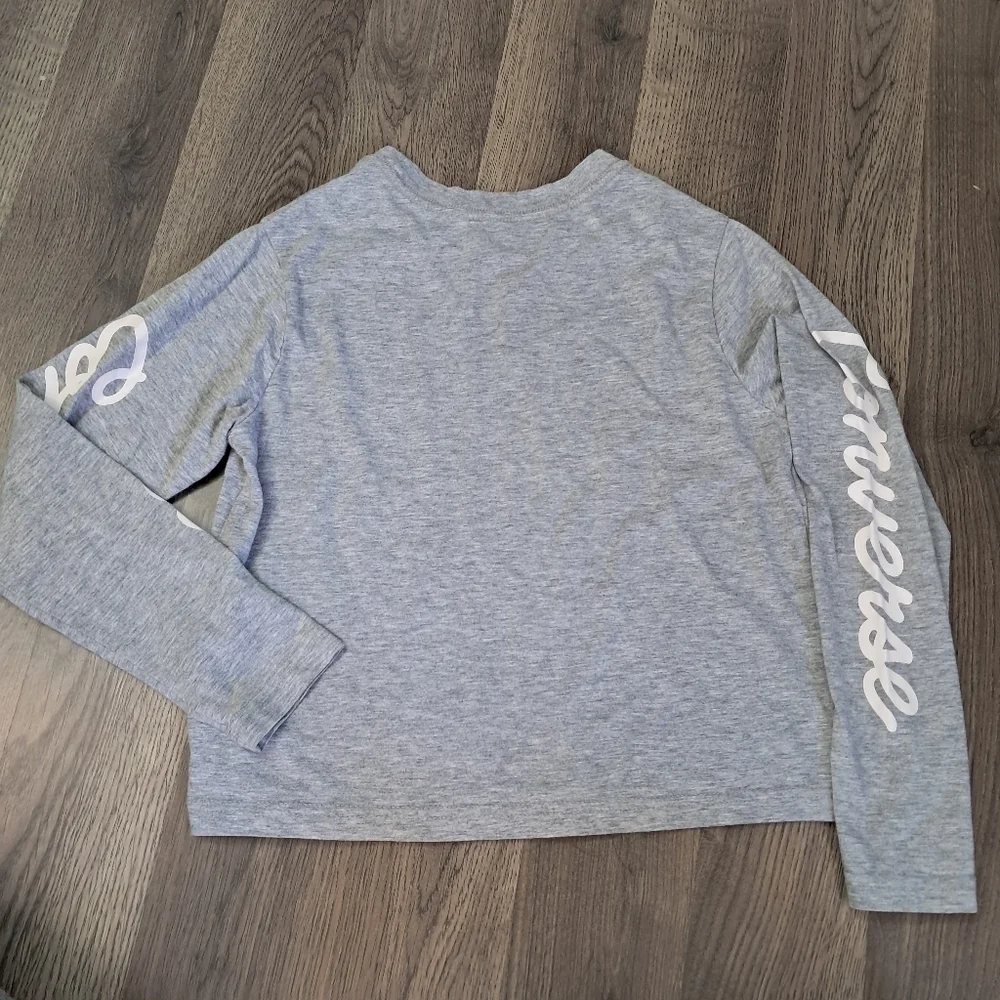 Converse Girl's Long Sleeve TShirt Gray Size Medium (10-12) Years